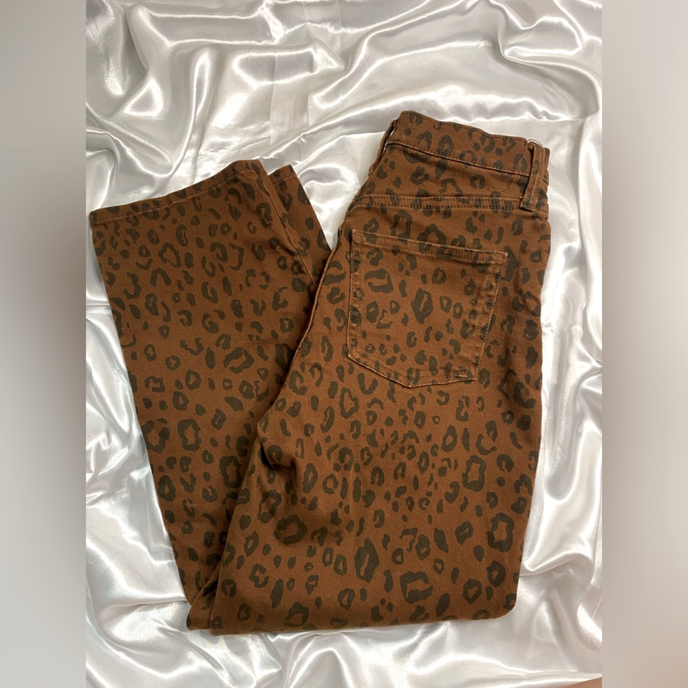 Cheetah Print | Mom Jeans | Size: 00/24R